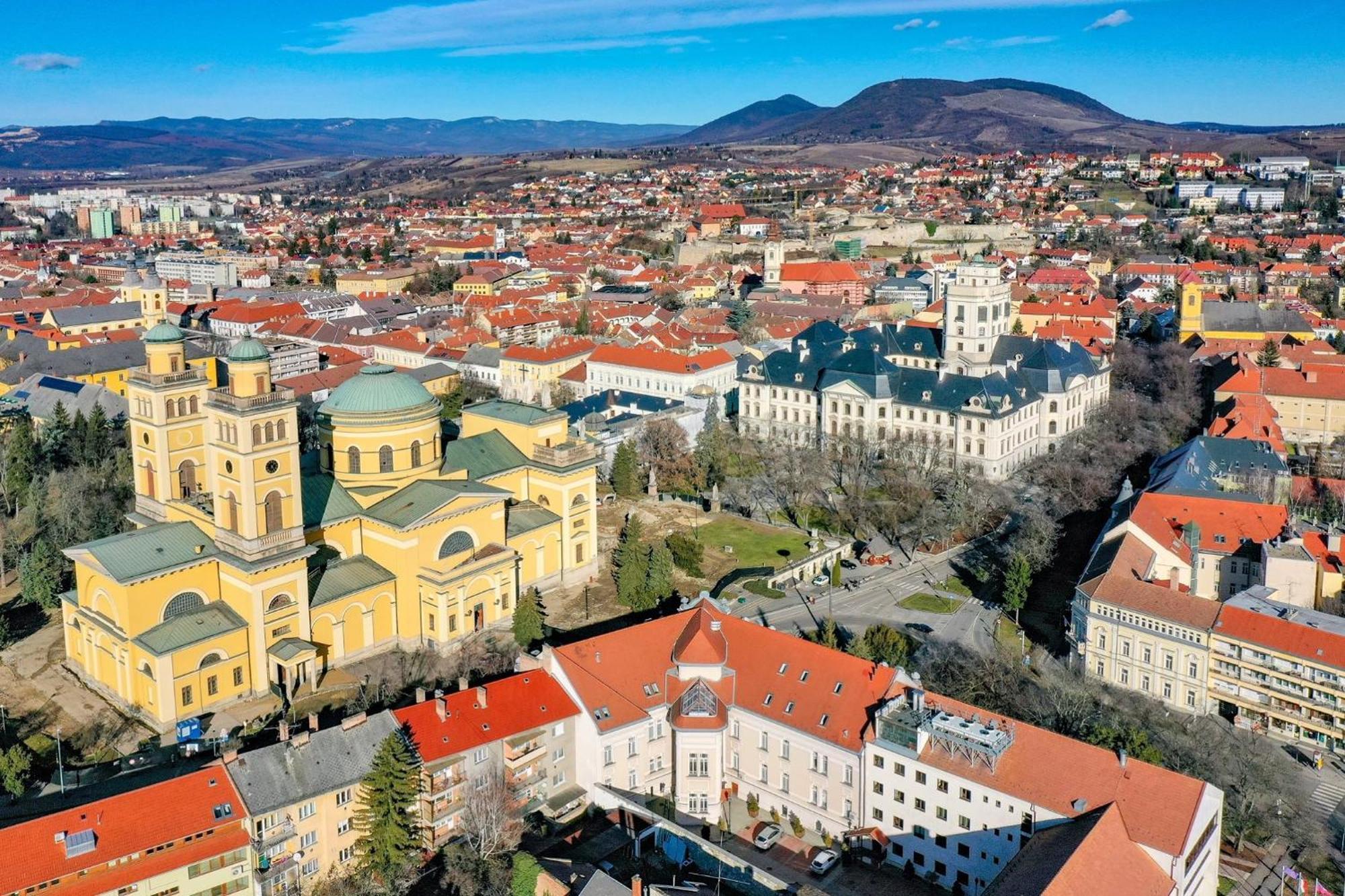 Eger Tower View Apartment Екстер'єр фото