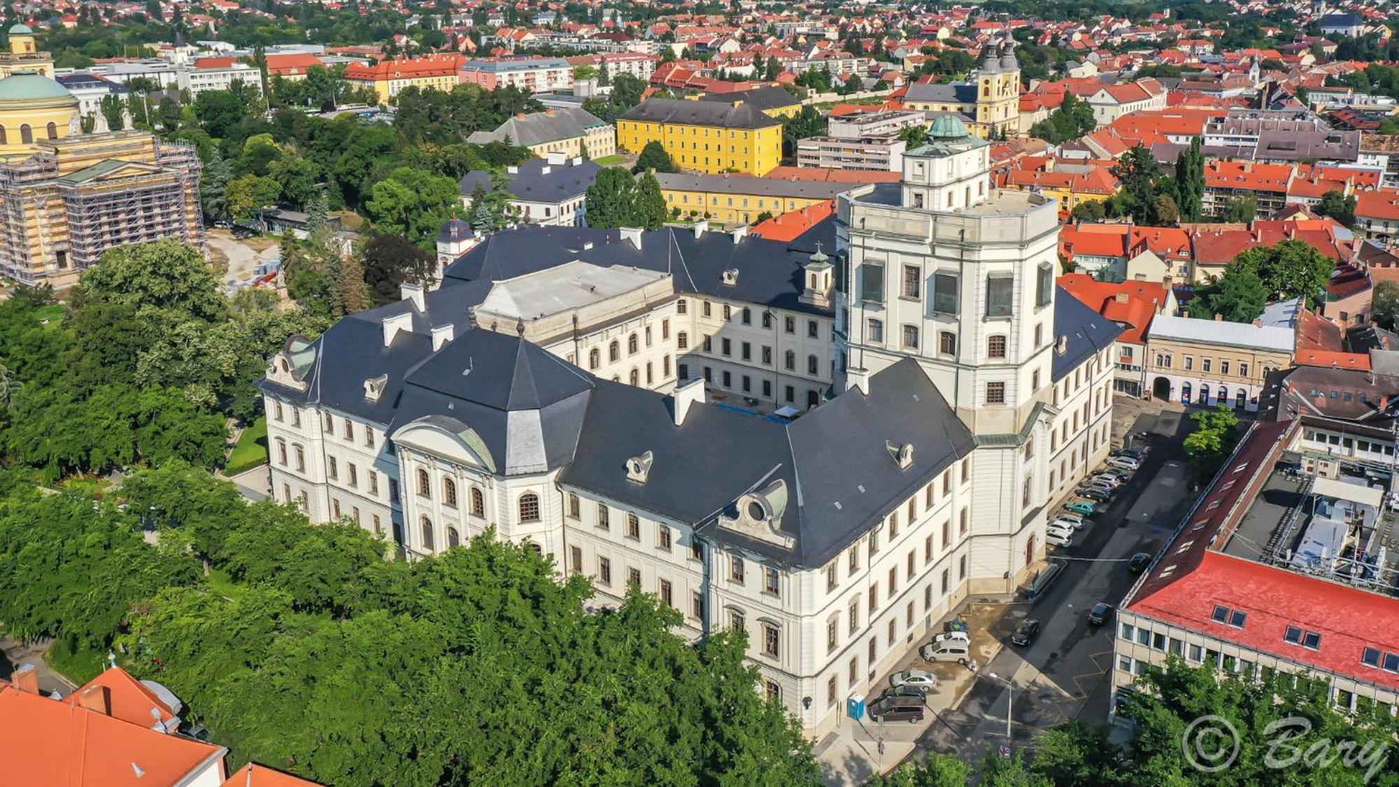 Eger Tower View Apartment Екстер'єр фото