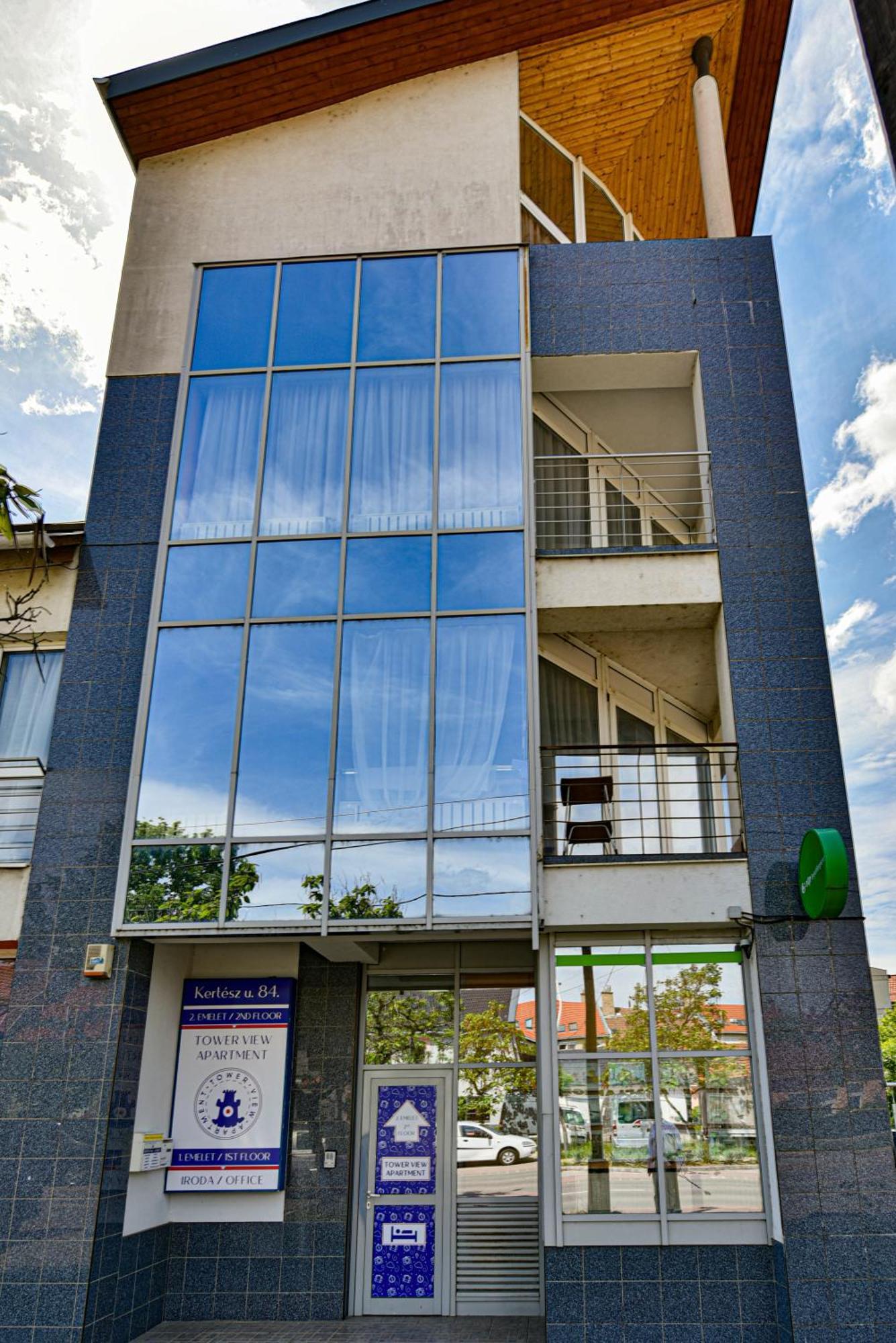 Eger Tower View Apartment Екстер'єр фото